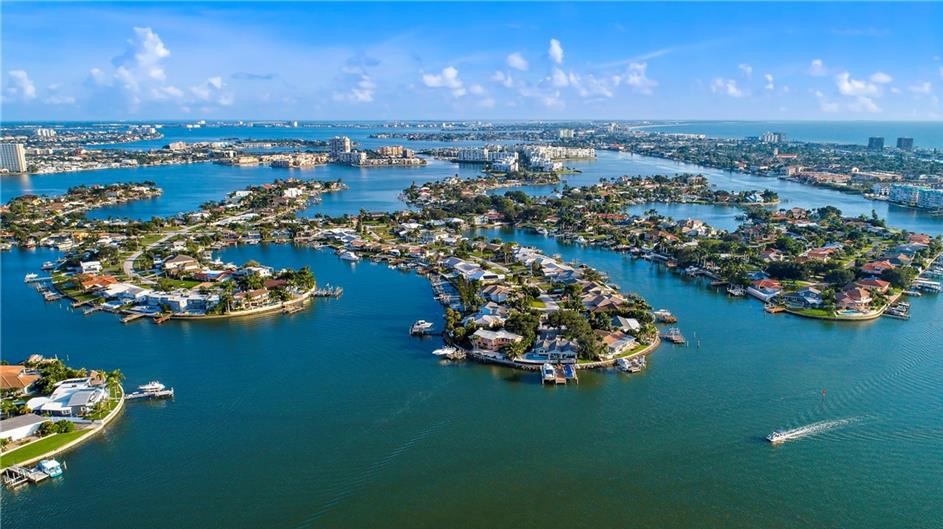 Pinellas Waterfront Homes Under 650k